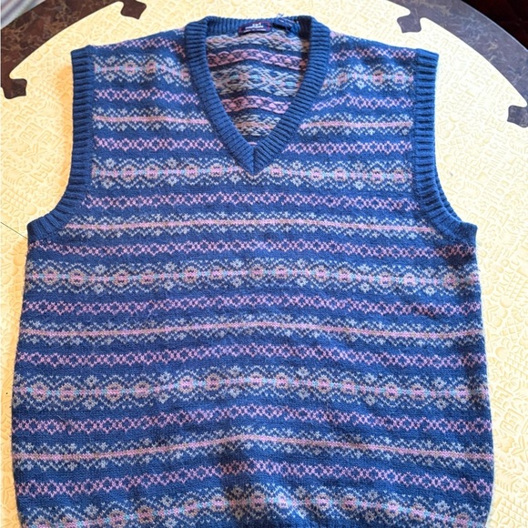 Vintage Men's V-Neck Blue Patterned Sweater Vest - Picture 1 of 7